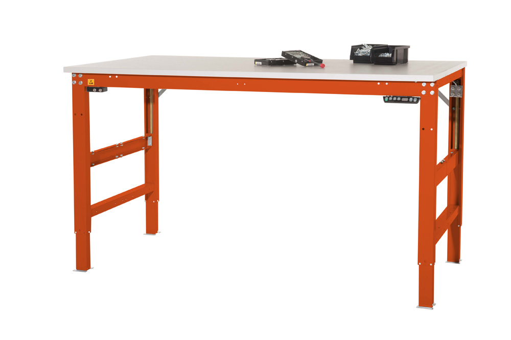 LU9558-ESD_UNIVERSAL_Ergo_E_2001.jpg BrigFox