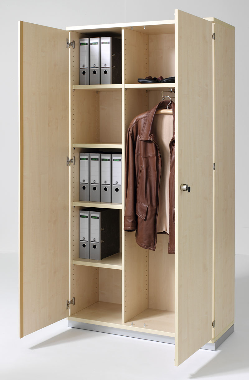 ten_Garderobe.jpg BrigFox