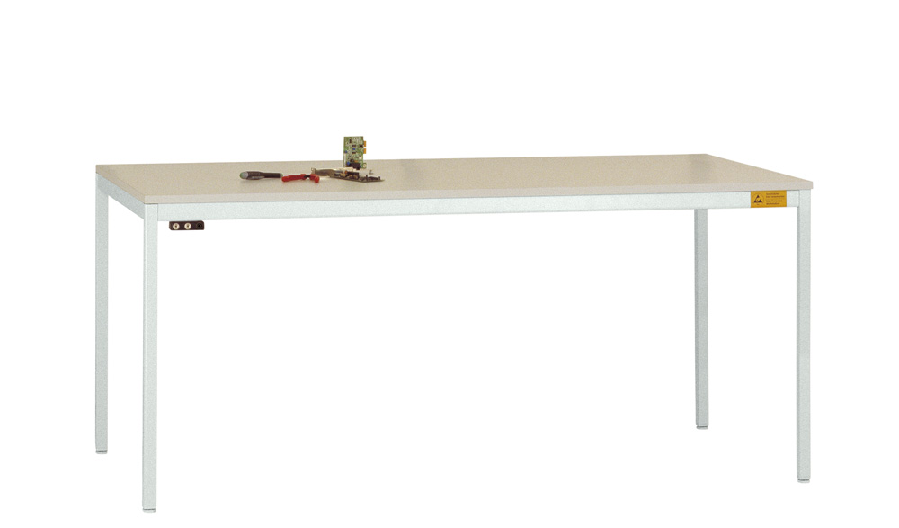 LD1918_UniDesk_ESD_7035.jpg BrigFox