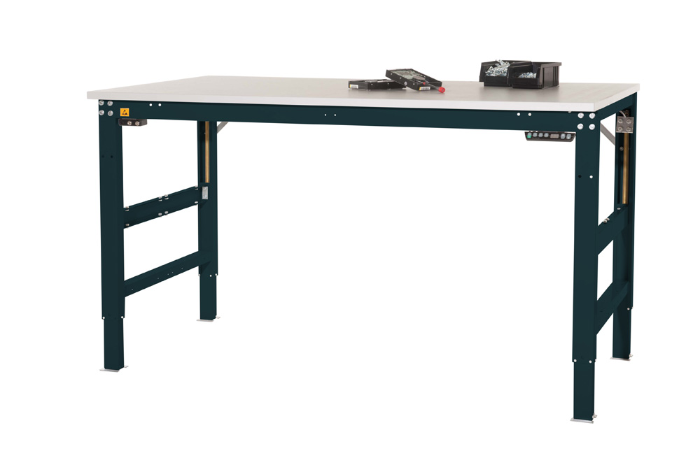 LU9558-ESD_UNIVERSAL_Ergo_E_7016.jpg BrigFox