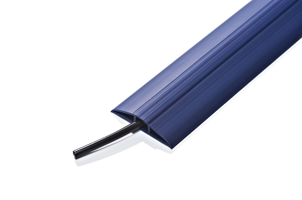 TM0801_live.jpg BrigFox