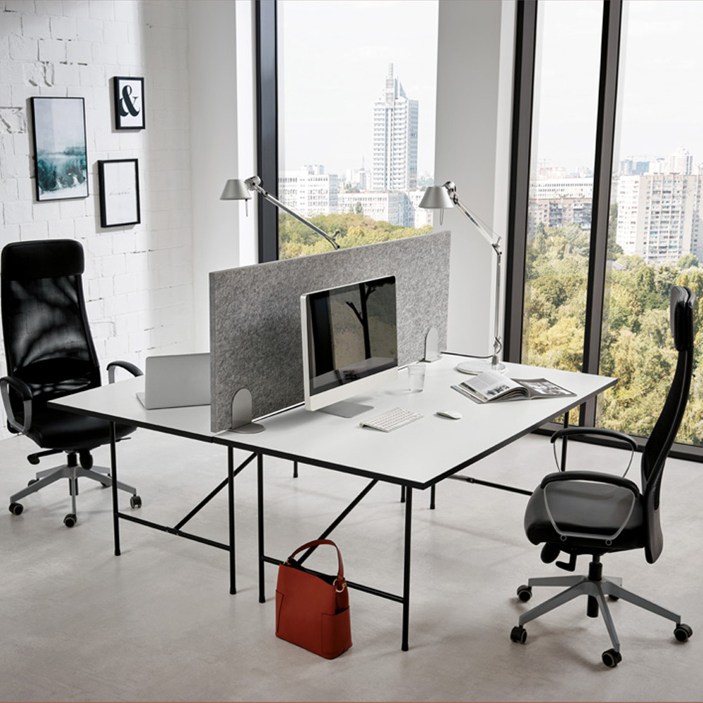 Schreibtisch_Milieu_A01.jpg BrigFox, Drinnen, Mobiliar, Stuhl, Schreibtisch, Büro
