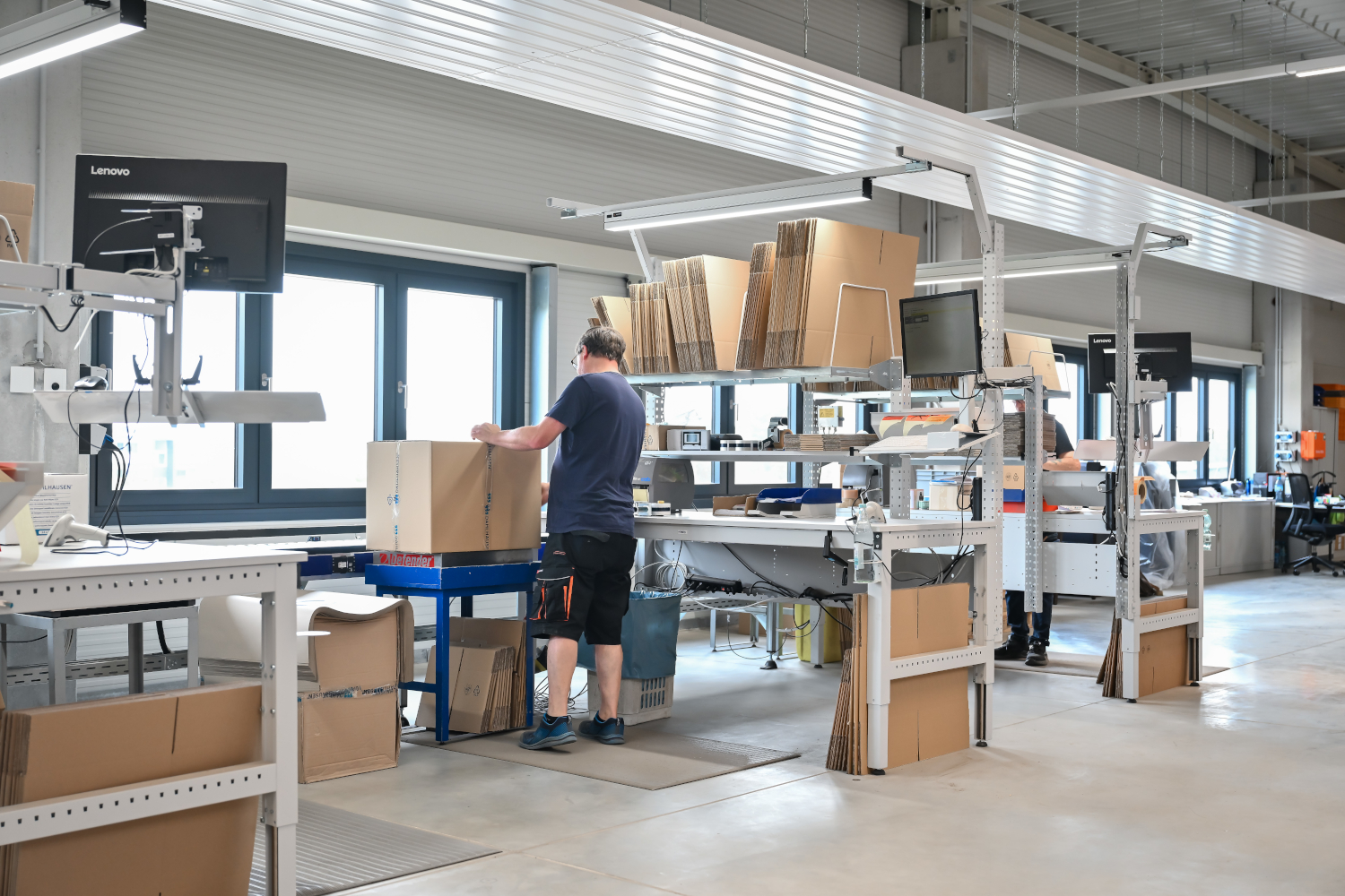 Packtische Dahlhausen Praxisbeispiel Packtische Dahlhausen Praxisbeispiel