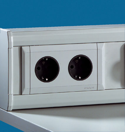 UNI_DOPPELSTECKD.jpg BrigFox, Gerät, Elektrisches Gerät, Waschmaschine