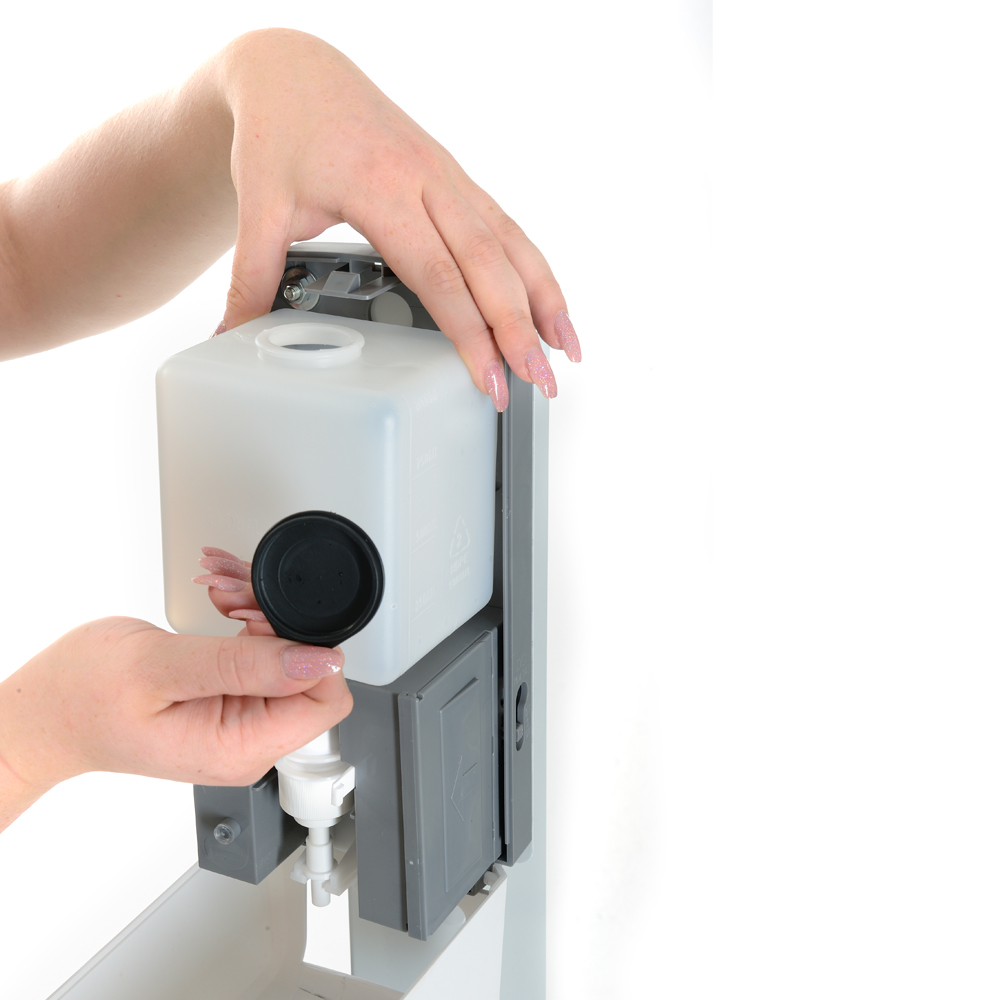 HYK3004_One_S_5.jpg BrigFox, Körperteil, Finger, Hand, Person