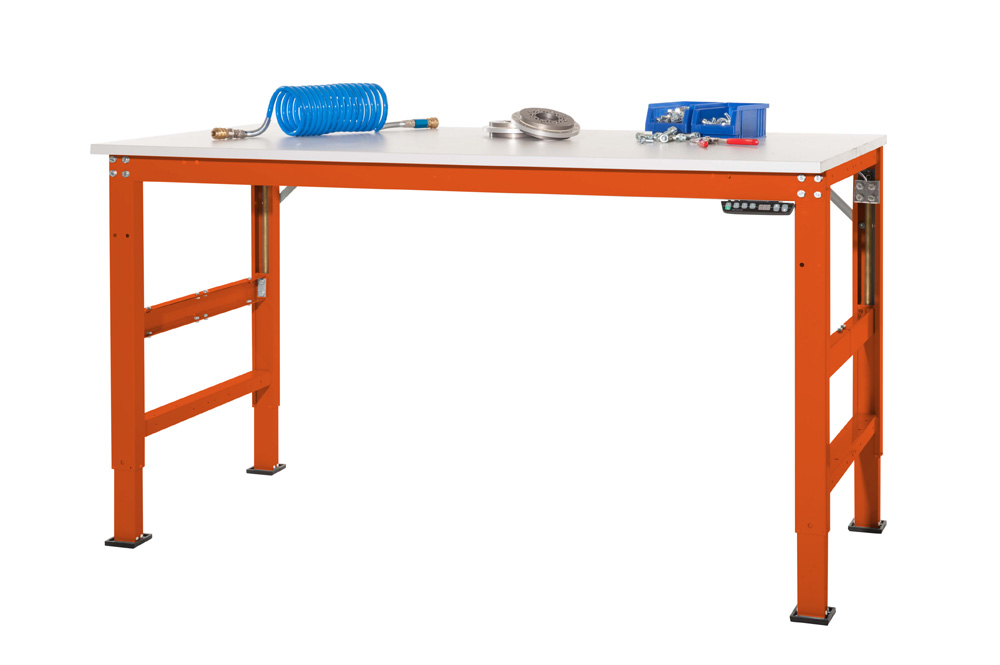 AU9051-UNIVERSAL_Ergo_E_2001.jpg BrigFox