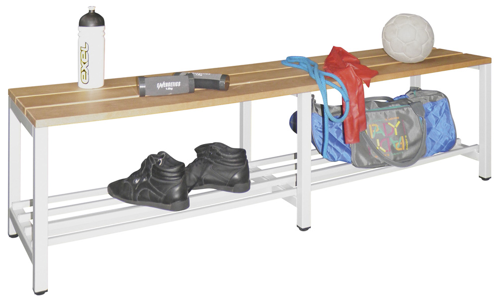 CB0650.jpg BrigFox, Fußball-Ball, Tabelle, Schuh, Bank, Handtasche