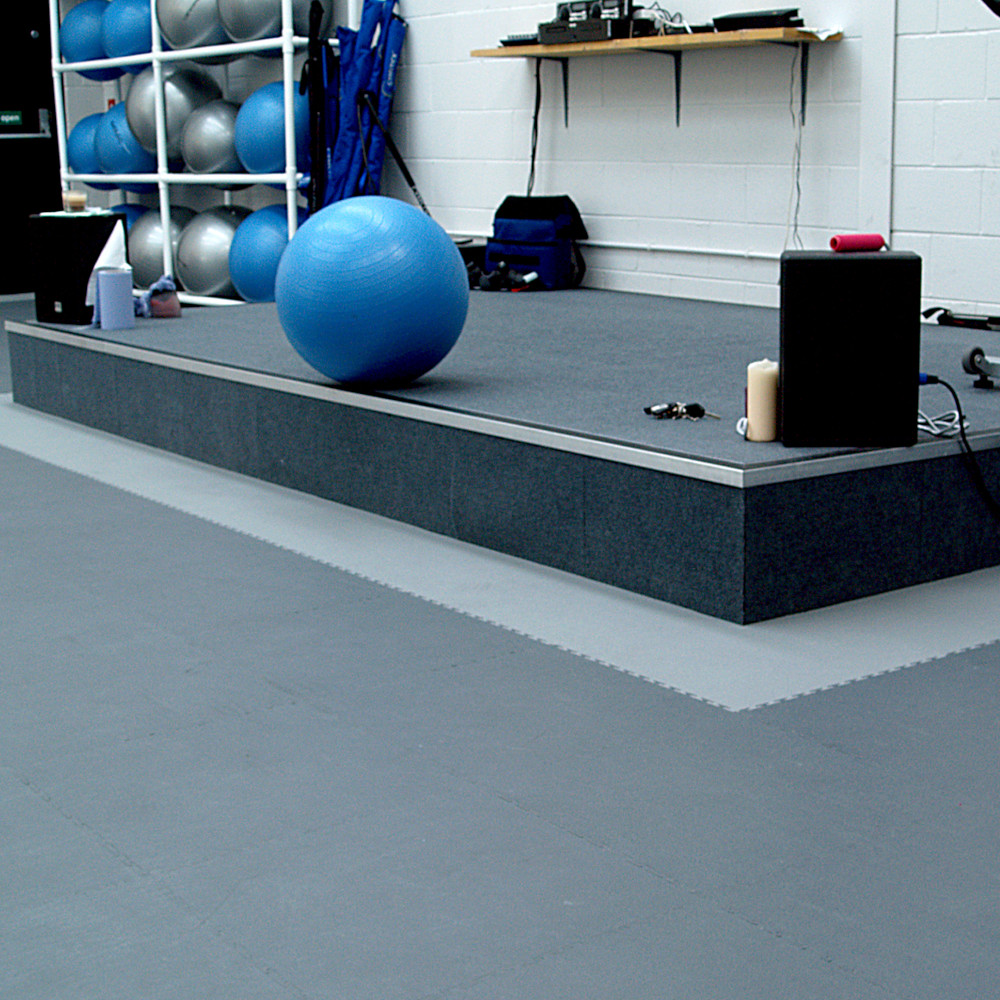 1

handelswaren
09 - Lieferanten
Coba
03 - Bilder
Flexible Fliesen-Bodenbeläge_TM1068
Web-optimiert
coba-flexible-bodenbelaege-milieu-strukturiert-003.jpg
JPG-Datei
, fitness, gym, blaues gymnastikball, bühne, yoga-ball