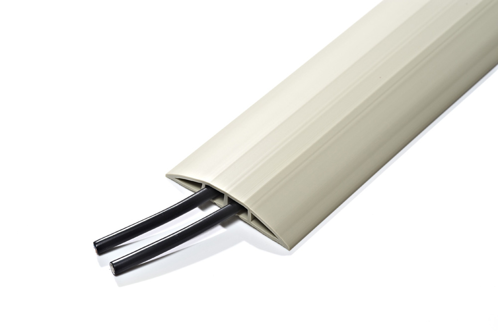 TM0810_2.jpg BrigFox