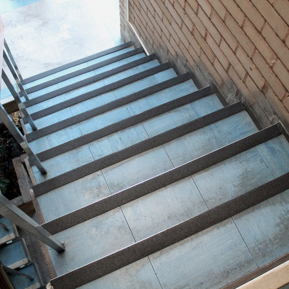 handelswaren
09 - Lieferanten
Coba
03 - Bilder
00 - Erledigt
Anti-Rutsch-Band_TM0671_TM0678
Web-optimiert
coba-anti-rutsch-band-005.jpg
JPG-Datei
, treppe, stufen, aussichtstreppe, außenbereich, fliesen