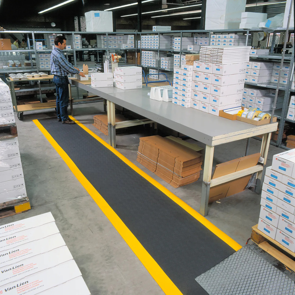 61
20

handelswaren
09 - Lieferanten
Justrite
03 - Bilder
Bilder-Optimierung EC März 2026
Anti-Ermüdungsmatte Schwarz_Gelb
03 - Vinylbelag 9 mm, Orangenhaut mit Warnstreifen
justrite-anti-ermuedungsmatte-schwarz-gelb-9mm-orangen-02.jpg
...