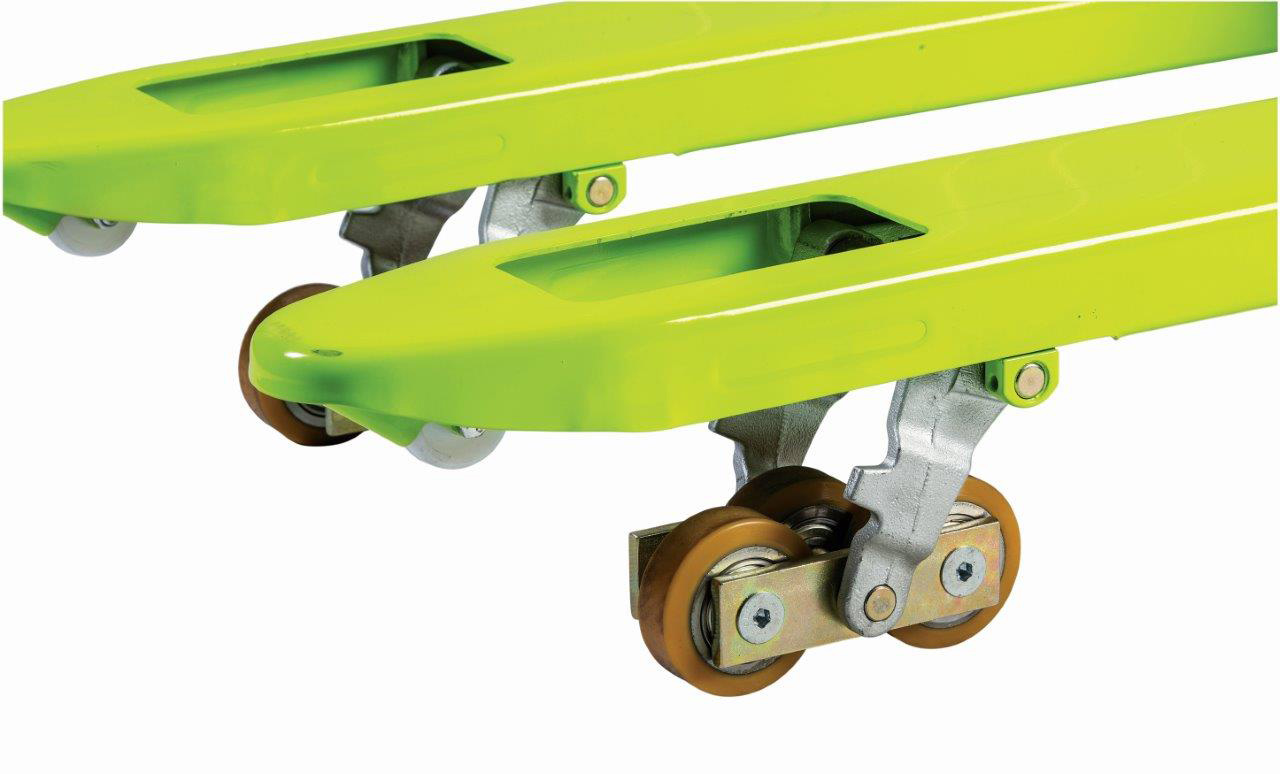 TB3109-TB3110-Triple_roller_side_view_1.jpg BrigFox