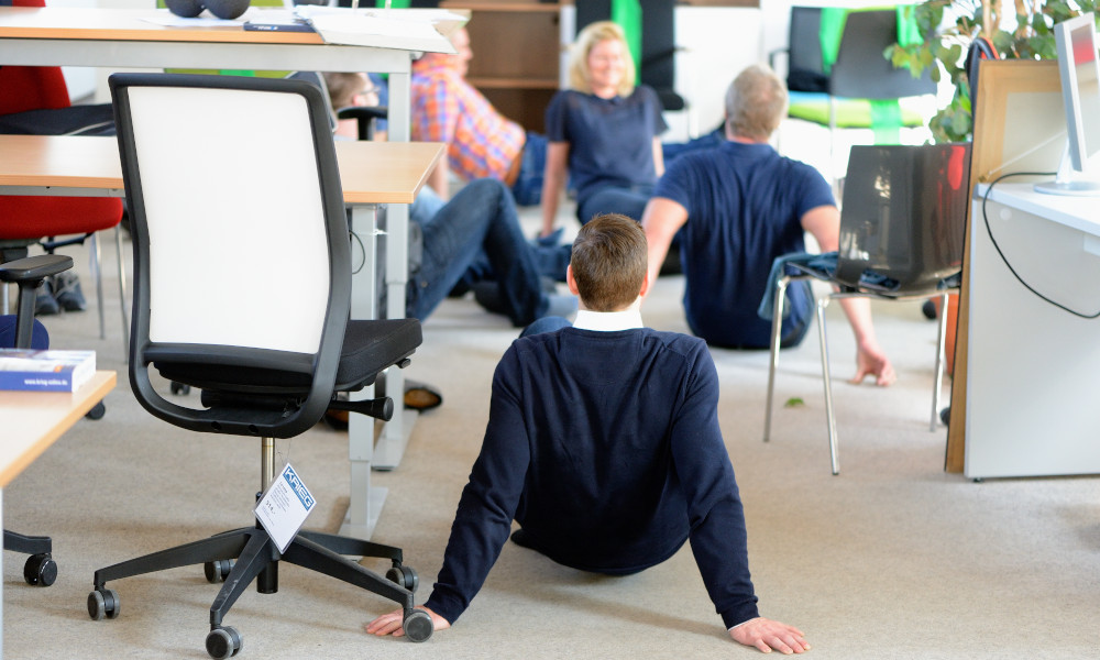 ergonomie-coach-schulung-uebungen-arbeitsplatz ergonomie-uebungen-arbeitsplatz