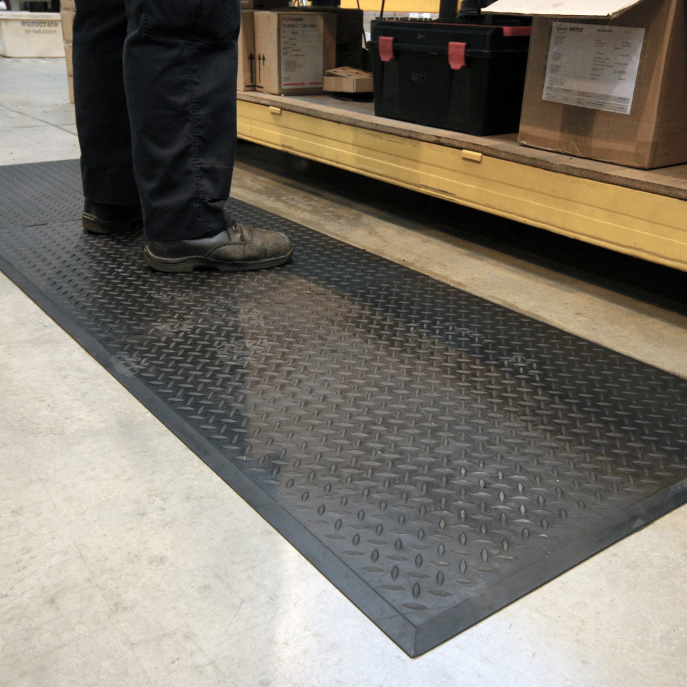 handelswaren
09 - Lieferanten
Coba
03 - Bilder
Erweiterbare Arbeitsplatzmatte Rautenprofil_TM0461
Web-optimiert
coba-arbeitsplatzmatte-rautenprofil-milieu-005.jpg
JPG-Datei
, anti-slip mat, stahlprofil?, work mat, industrial mat, floor mat