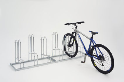 Fahrradständer verzinkt für hohe Standsicherheit mit zweiseitiger Radeinstellung 90° mit Stellraumti