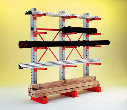 Kragarm-Regalständer mittelschwer, zweiseitige Nutzung, Traglast 2200 - 3200 kg